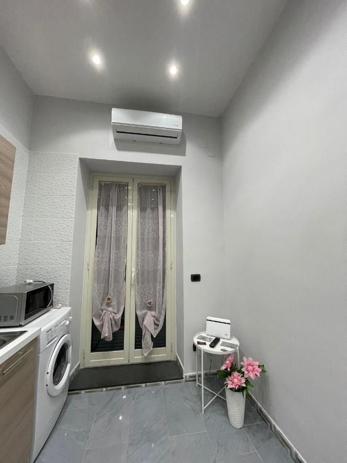 La Casa Di Adele Apartment Naples Luaran gambar